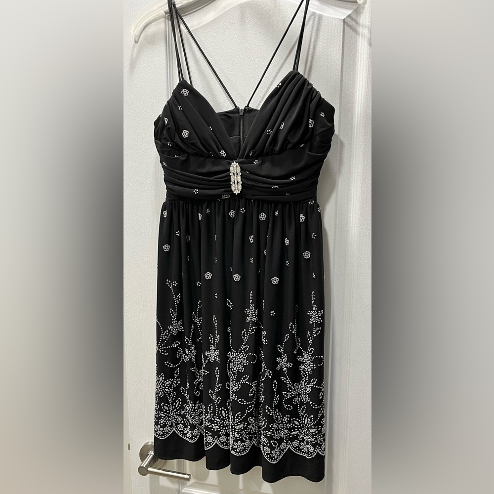 Cache Cocktail Dress with beaded embellishments. Black. Size 8